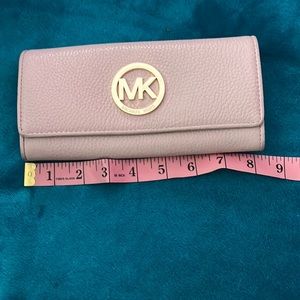 Blush Michael Kors Clutch Wallet